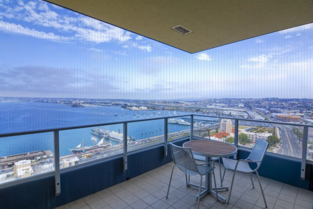invisible-grill-balcony