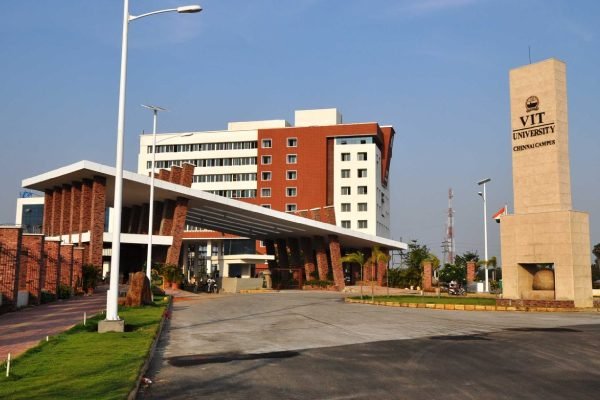 VIT-Campus-2